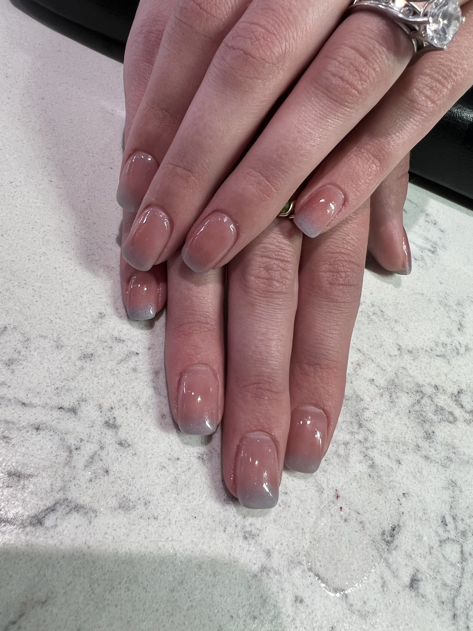 Vivid Nails & Spa logo